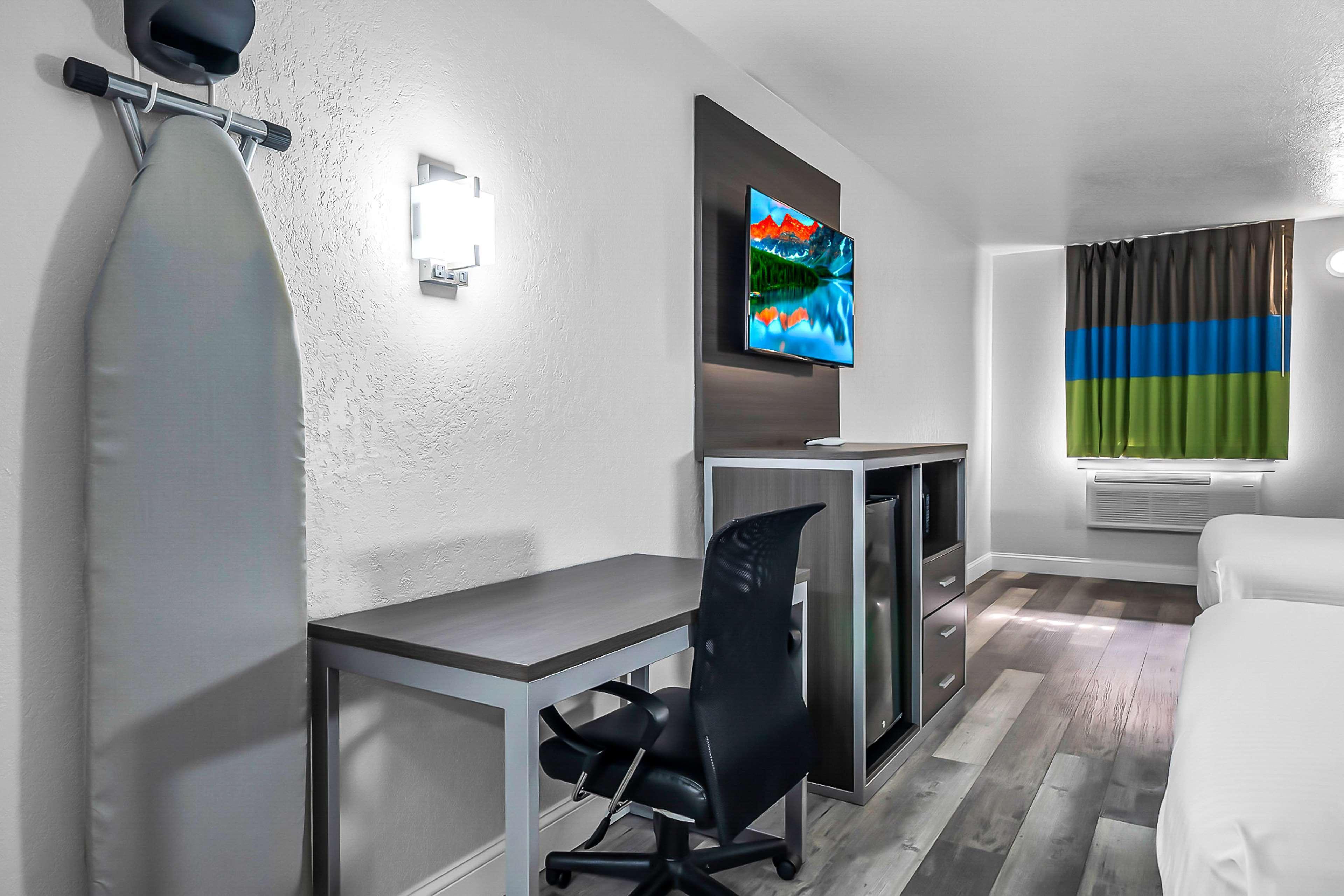 Surestay Hotel By Best Western Oklahoma City West Exterior photo